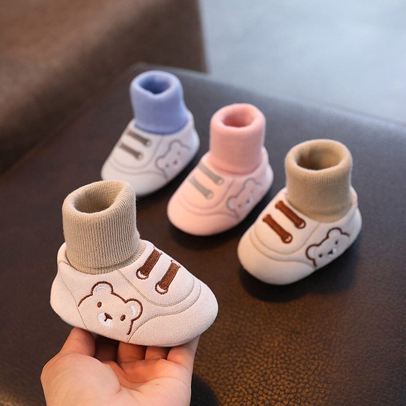 Søte vintersko til babyen