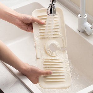 Sprutbeskyttelsesmatte i silikon for servantkraner